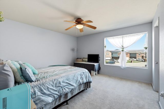 214 Hawthorne Court, Ponder, TX 76259