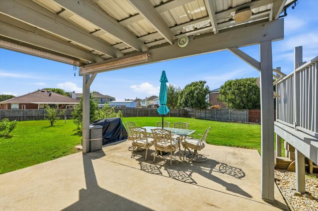 214 Hawthorne Court, Ponder, TX 76259