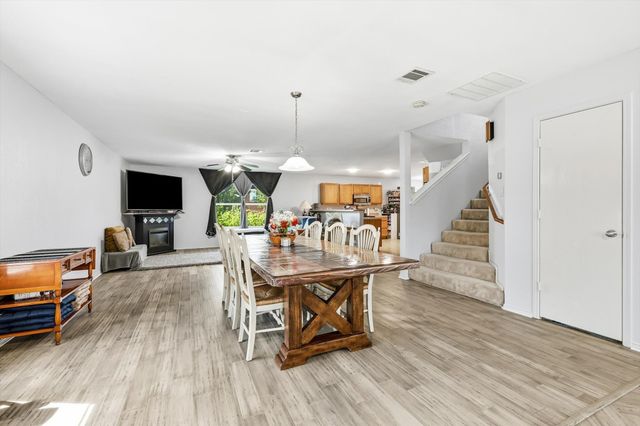 214 Hawthorne Court, Ponder, TX 76259