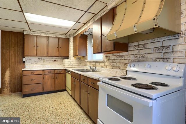 4401 MIDDLE RIDGE RD, Newport, PA 17074