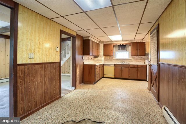 4401 MIDDLE RIDGE RD, Newport, PA 17074