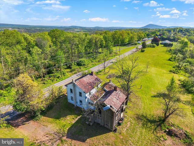 4401 MIDDLE RIDGE RD, Newport, PA 17074