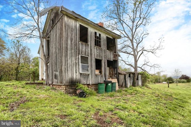 4401 MIDDLE RIDGE RD, Newport, PA 17074