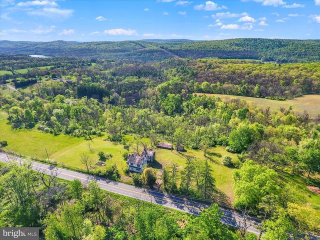 4401 MIDDLE RIDGE RD, Newport, PA 17074