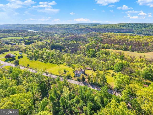 4401 MIDDLE RIDGE RD, Newport, PA 17074