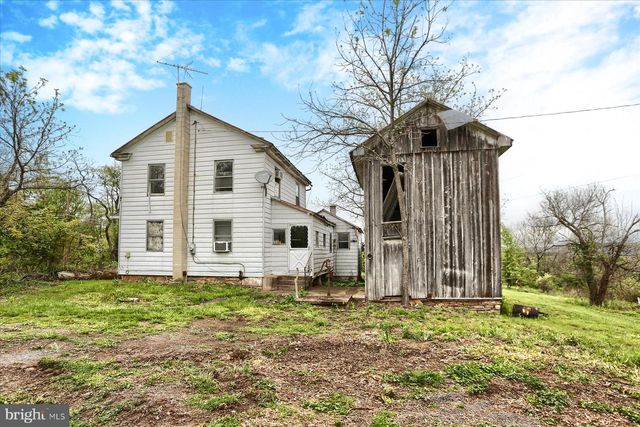 4401 MIDDLE RIDGE RD, Newport, PA 17074