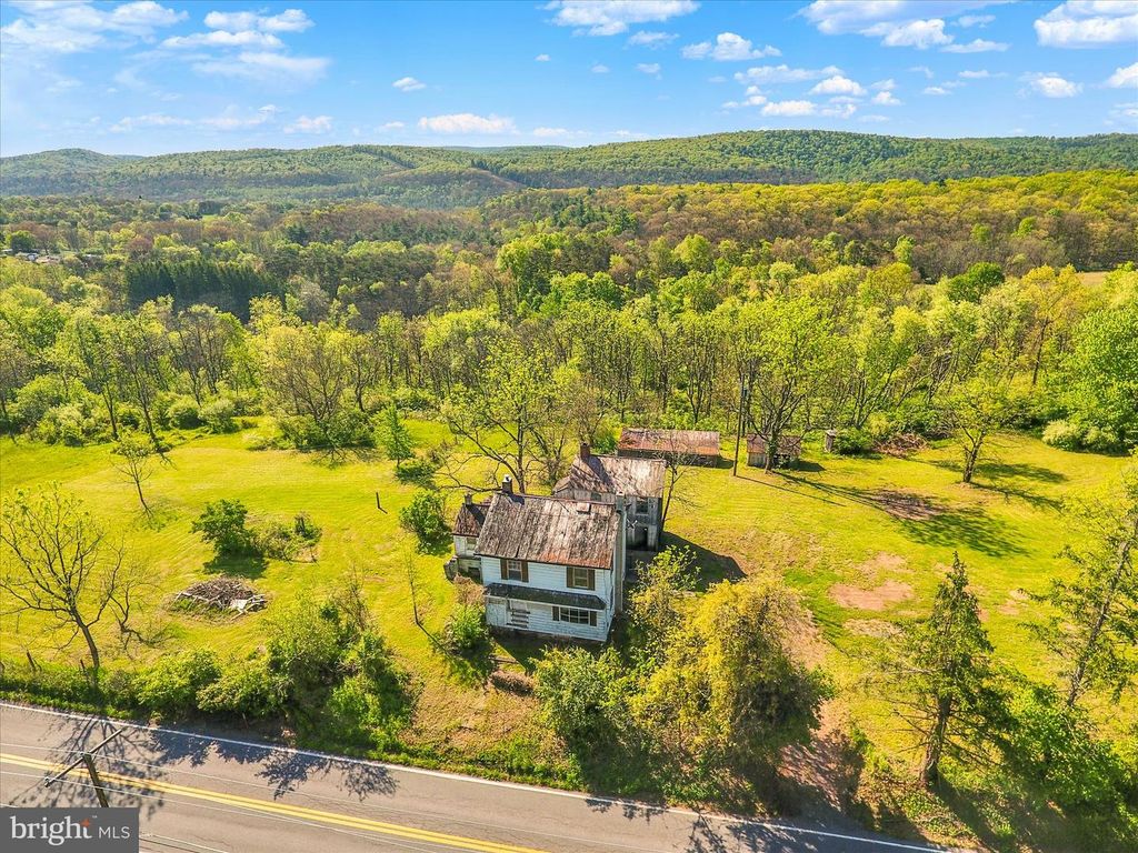 4401 MIDDLE RIDGE RD, Newport, PA 17074