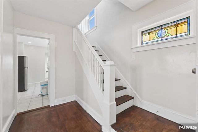 275 Farrant Terrace, Teaneck, NJ 07666