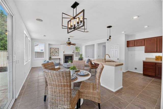 33489 Cedar Creek, Lake Elsinore, CA 92532