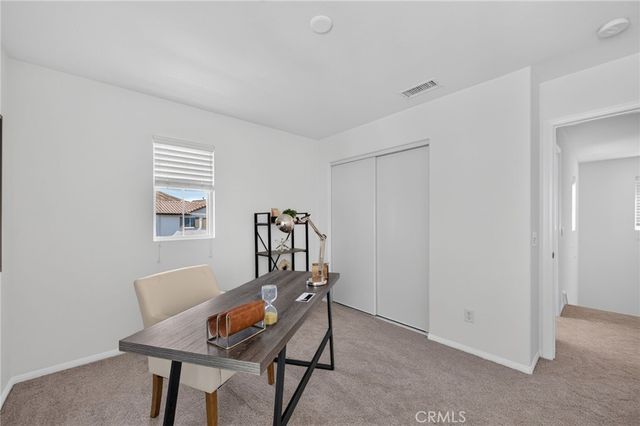 33489 Cedar Creek, Lake Elsinore, CA 92532