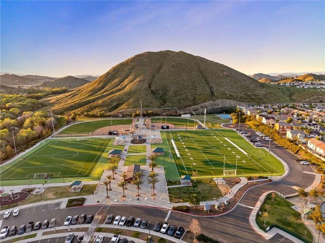 33489 Cedar Creek, Lake Elsinore, CA 92532