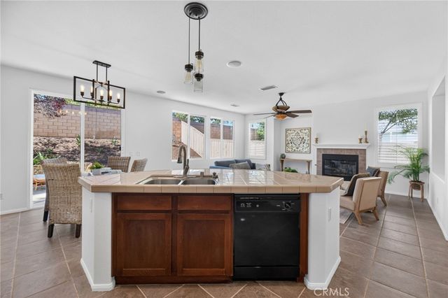 33489 Cedar Creek, Lake Elsinore, CA 92532