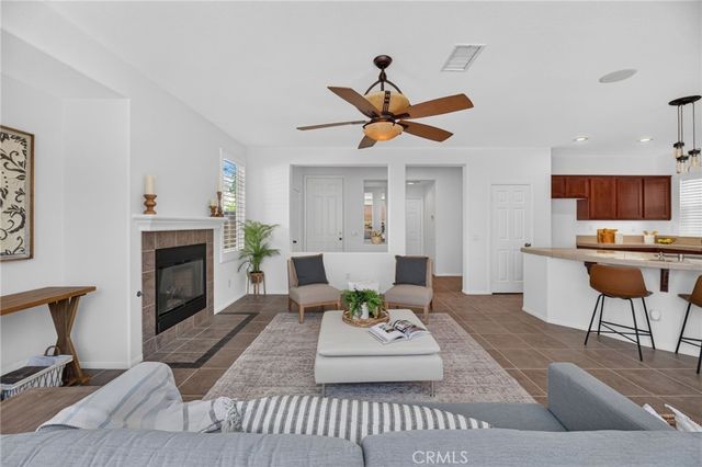 33489 Cedar Creek, Lake Elsinore, CA 92532