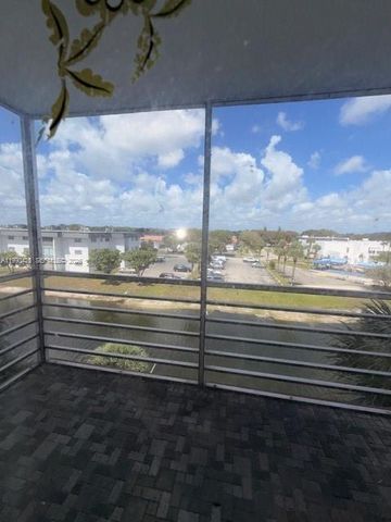 4851 NW 21st St 411, Lauderhill, FL 33313