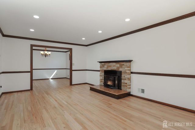 463 Cottrell Road, Old Bridge, NJ 07747