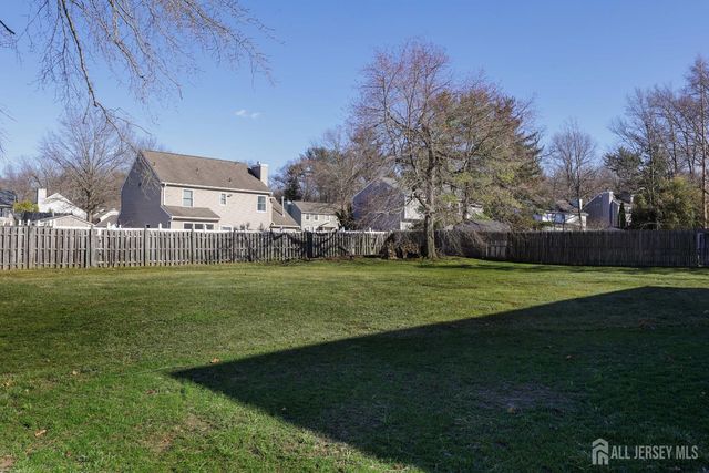 463 Cottrell Road, Old Bridge, NJ 07747