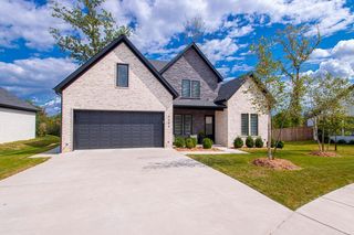 7400 Northwood Drive, Benton, AR 72019