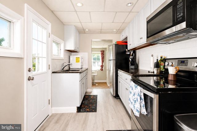 467 MILL RD, Bensalem, PA 19020