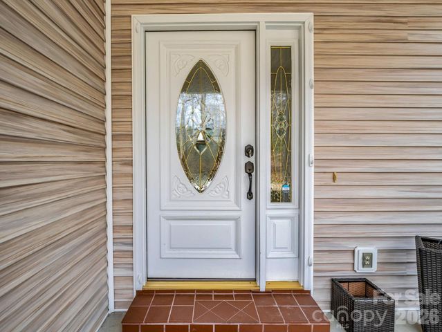 5 Hearthstone Lane, Flat Rock, NC 28731