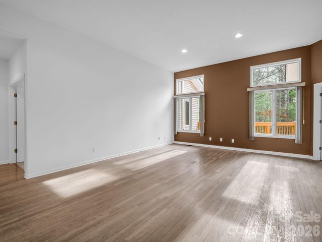 5 Hearthstone Lane, Flat Rock, NC 28731