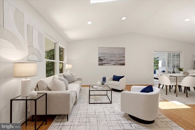 2621 CHILDS LN, Alexandria, VA 22308