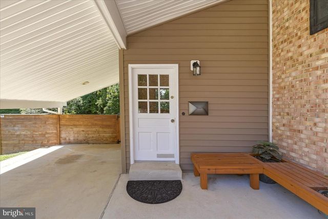 2621 CHILDS LN, Alexandria, VA 22308