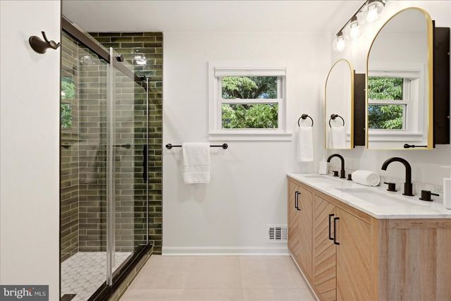 2621 CHILDS LN, Alexandria, VA 22308