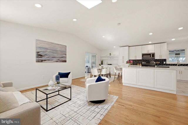 2621 CHILDS LN, Alexandria, VA 22308