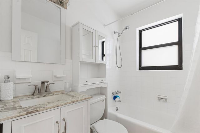 171 SE 31st Avenue, Boynton Beach, FL 33435