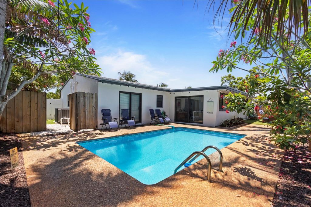 171 SE 31st Avenue, Boynton Beach, FL 33435