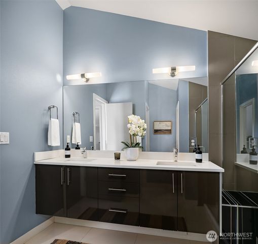 5903 20th Avenue S, Seattle, WA 98108