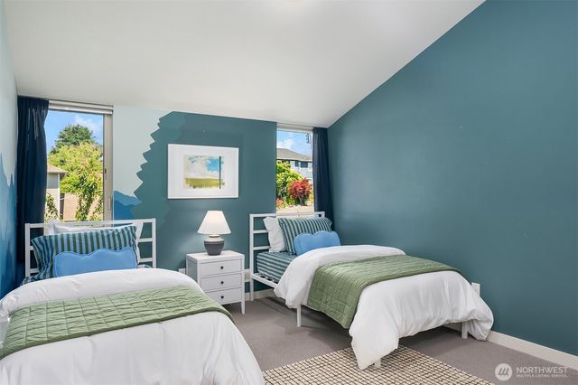 5903 20th Avenue S, Seattle, WA 98108