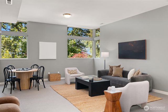 5903 20th Avenue S, Seattle, WA 98108