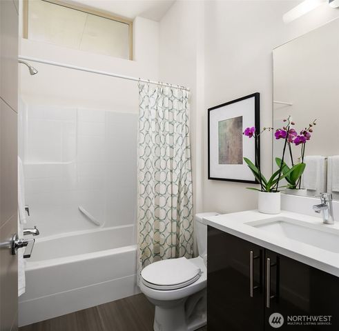 5903 20th Avenue S, Seattle, WA 98108