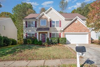 9819 Jeanette Circle, Charlotte, NC 28213