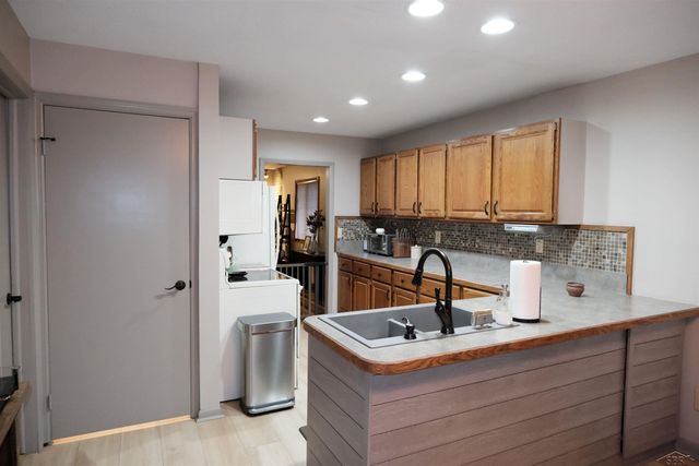 3869 N. Hartford Drive, Saginaw, MI 48603