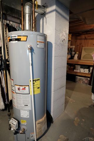 3869 N. Hartford Drive, Saginaw, MI 48603