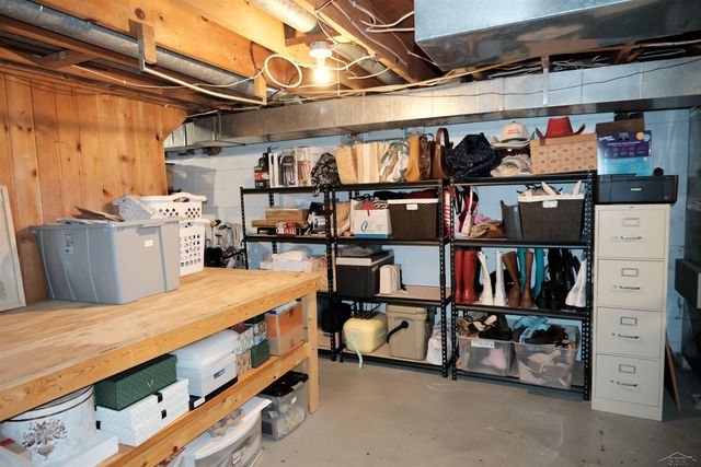 3869 N. Hartford Drive, Saginaw, MI 48603