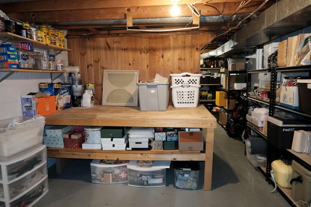 3869 N. Hartford Drive, Saginaw, MI 48603