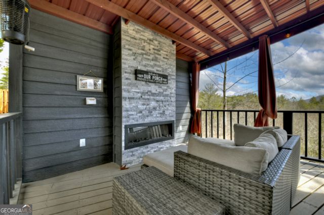 108 Skydancer Ridge, Blue Ridge, GA 30513