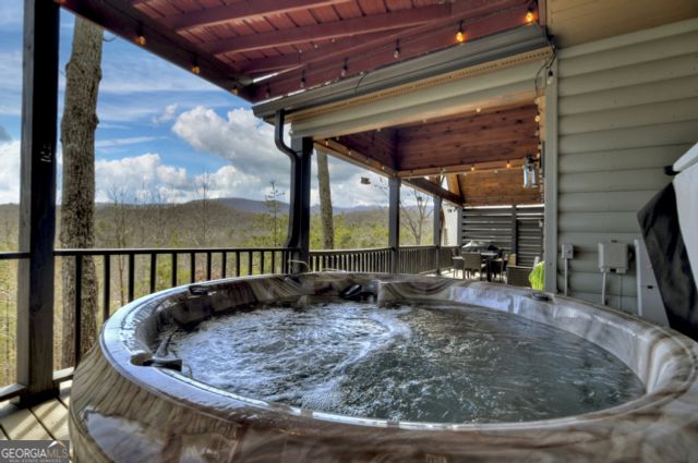108 Skydancer Ridge, Blue Ridge, GA 30513