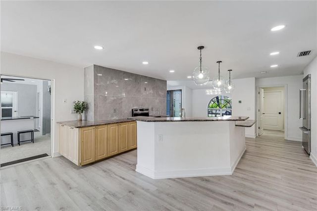 1438 SW 57th ST, Cape Coral, FL 33914