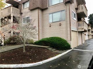 7217 NE 175th #215, Kenmore, WA 98028