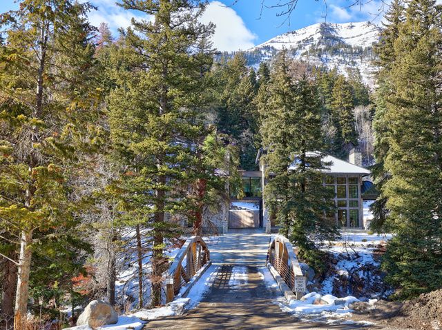 9271 N MILE 23 LN, Sundance, UT 84604