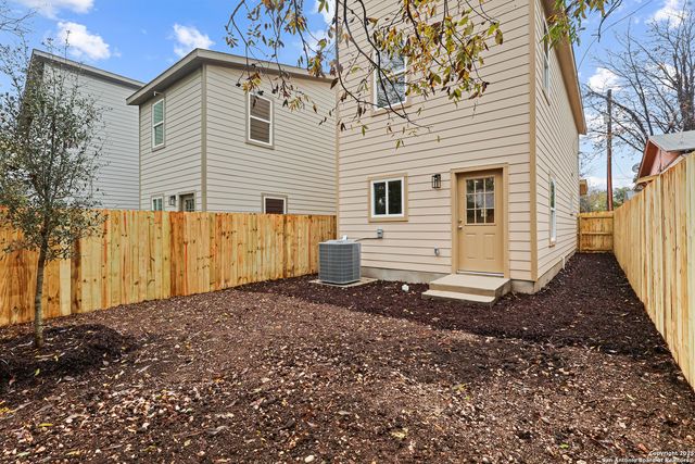 1218 Aransas, San Antonio, TX 78210