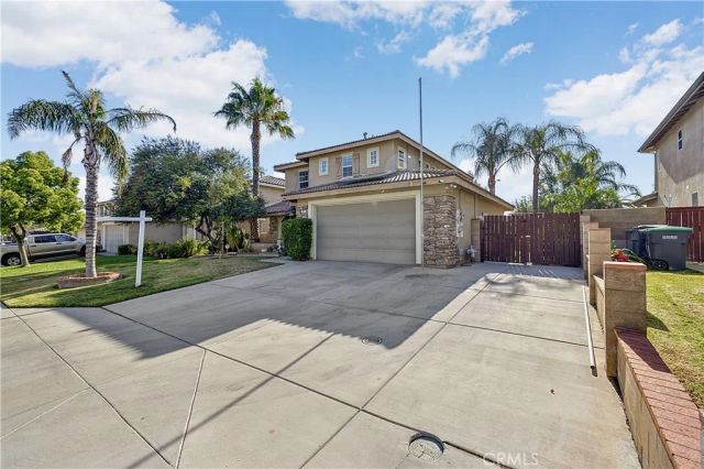 3601 Crevice Way, Perris, CA 92570