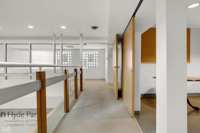 1311 E 57th Street, Chicago, IL 60637