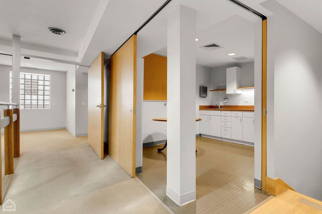 1311 E 57th Street, Chicago, IL 60637