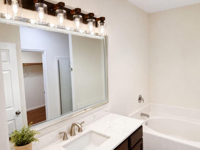 38106 N Sweetwater Circle, Magnolia, TX 77355