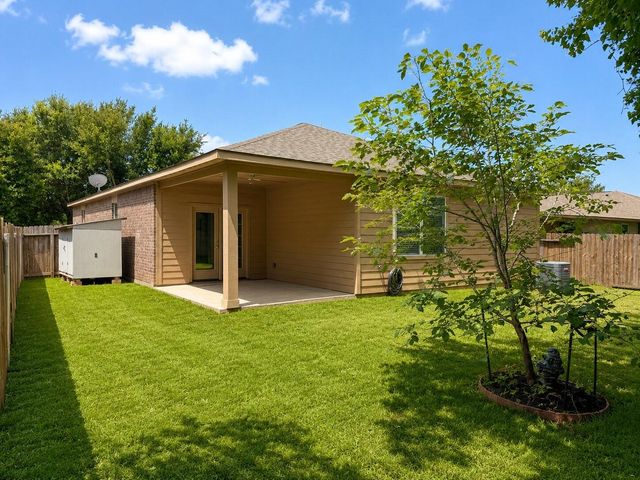 38106 N Sweetwater Circle, Magnolia, TX 77355